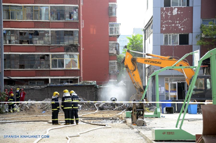 Diecisiete personas resultaron heridas como consecuencia de una explosión de gas ocurrida hoy lunes por la mañana en un dormitorio de una universidad del noroeste de China.