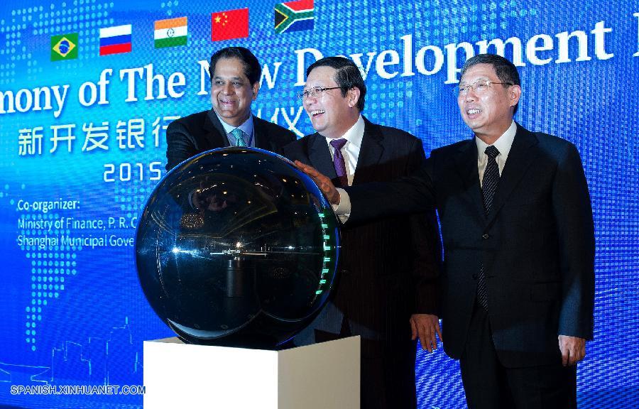 El Nuevo Banco de Desarrollo (NBD) de los BRICS (Brasil, Rusia, India, China y Sudáfrica) se inauguró hoy martes en Shanghai para financiar proyectos de infraestructura, sobre todo en los países miembros de la institución.