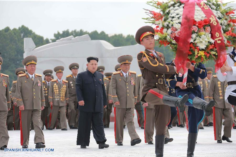 El máximo líder de la República Popular Democrática de Corea (RPDC), Kim Jong Un, envió el lunes una ofrenda floral al cementerio de los mártires del Ejército de Voluntarios del Pueblo Chino (CPVA, siglas en inglés), en ocasión del 62 aniversario en la victoria de la gran Guerra de Liberación de la Patria.