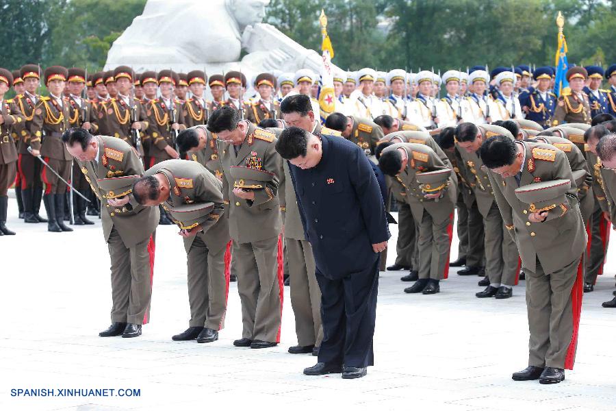 El máximo líder de la República Popular Democrática de Corea (RPDC), Kim Jong Un, envió el lunes una ofrenda floral al cementerio de los mártires del Ejército de Voluntarios del Pueblo Chino (CPVA, siglas en inglés), en ocasión del 62 aniversario en la victoria de la gran Guerra de Liberación de la Patria.