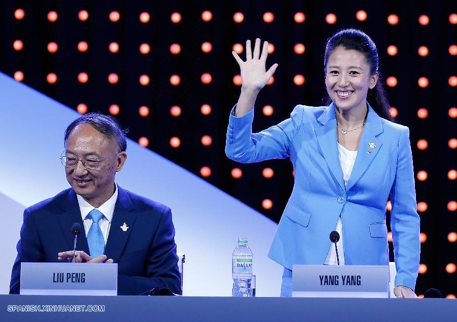 La candidatura de Beijing hizo su presentación final horas antes de que el Comité Olímpico Internacional (COI) decida en esta capital la sede de los Juegos Olímpicos de Invierno de 2022, invitando al máximo organismo deportivo mundial a dar un paso más para escribir una nueva historia.