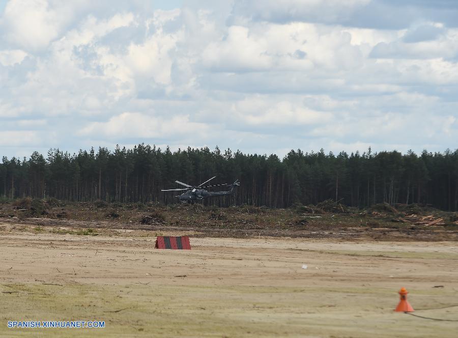 Un helicóptero Mi-28N se estrelló durante un vuelo de demostración hoy domingo en el campo de pruebas de Dubrovichi, en la región central rusa de Ryazan, provocando la muerte de uno de los dos pilotos.