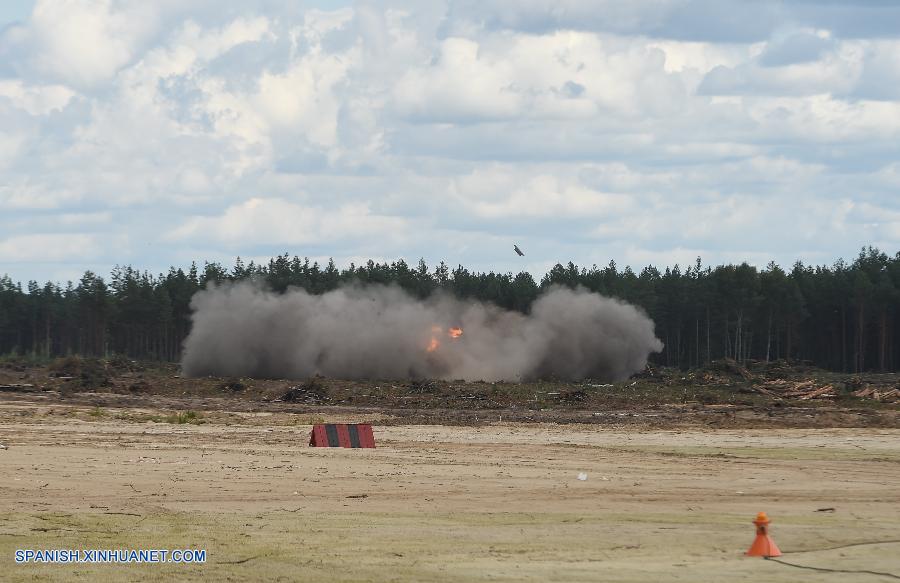 Un helicóptero Mi-28N se estrelló durante un vuelo de demostración hoy domingo en el campo de pruebas de Dubrovichi, en la región central rusa de Ryazan, provocando la muerte de uno de los dos pilotos.