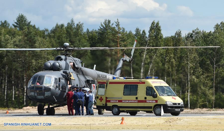 Un helicóptero Mi-28N se estrelló durante un vuelo de demostración hoy domingo en el campo de pruebas de Dubrovichi, en la región central rusa de Ryazan, provocando la muerte de uno de los dos pilotos.