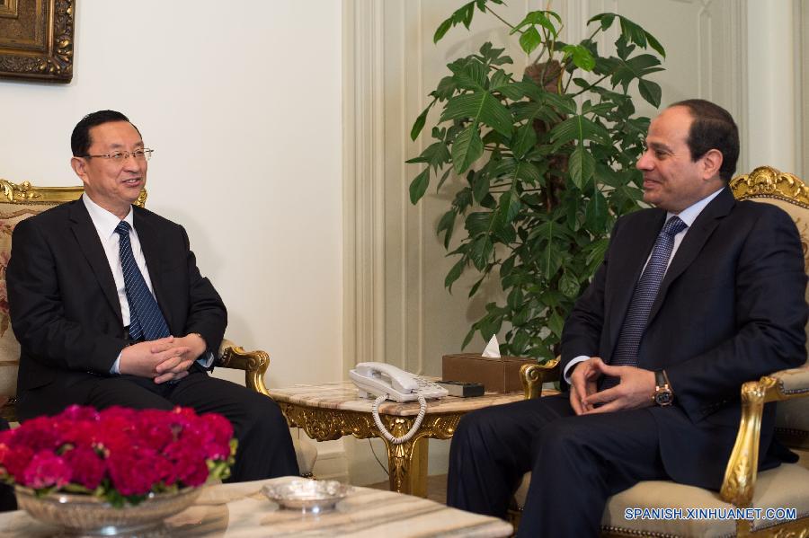 El ministro de Cultura de China declar&oacute; hoy aqu&iacute; que China espera hacer esfuerzos conjuntos con Egipto con el objetivo de impulsar la cooperaci&oacute;n pragm&aacute;tica global entre los dos pa&iacute;ses.