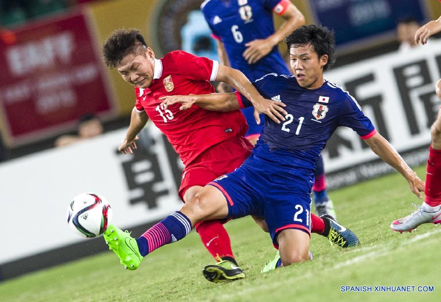 （体育）（5）足球——东亚杯男足赛：中国队获得亚军