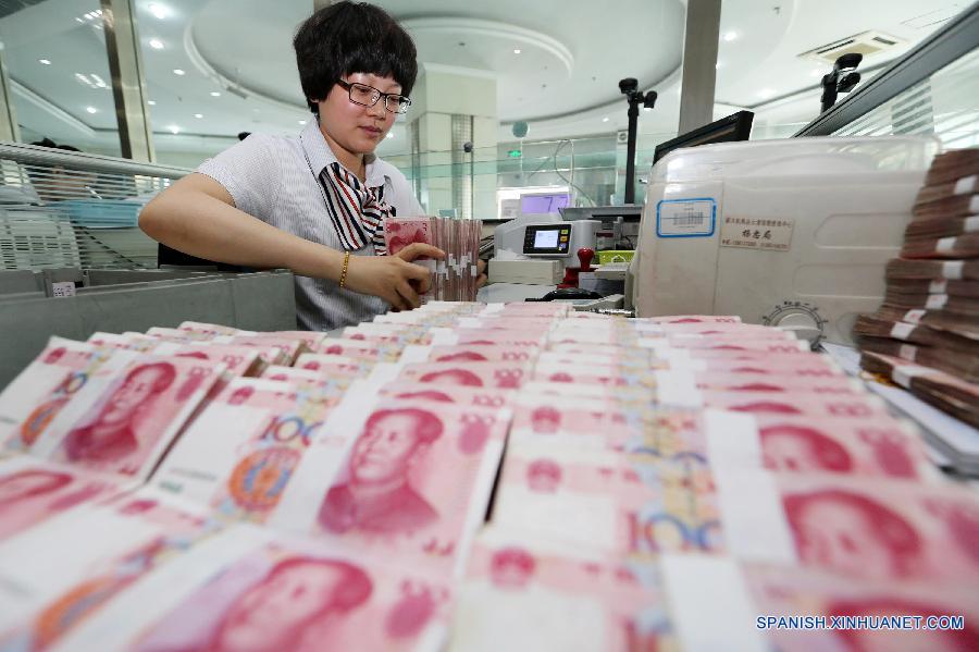 Al mismo tiempo que la anunciada revisión por China del sistema de paridad central del renminbi (RMB) o yuan, ha merecido el aplauso del Fondo Monetario Internacional (FMI), algunos legisladores estadounidenses han comenzado a quejarse, como era de esperar, de la reforma cambiaria de la moneda china.