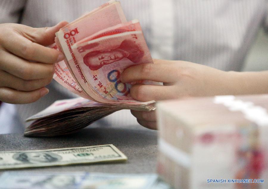 Al mismo tiempo que la anunciada revisión por China del sistema de paridad central del renminbi (RMB) o yuan, ha merecido el aplauso del Fondo Monetario Internacional (FMI), algunos legisladores estadounidenses han comenzado a quejarse, como era de esperar, de la reforma cambiaria de la moneda china.