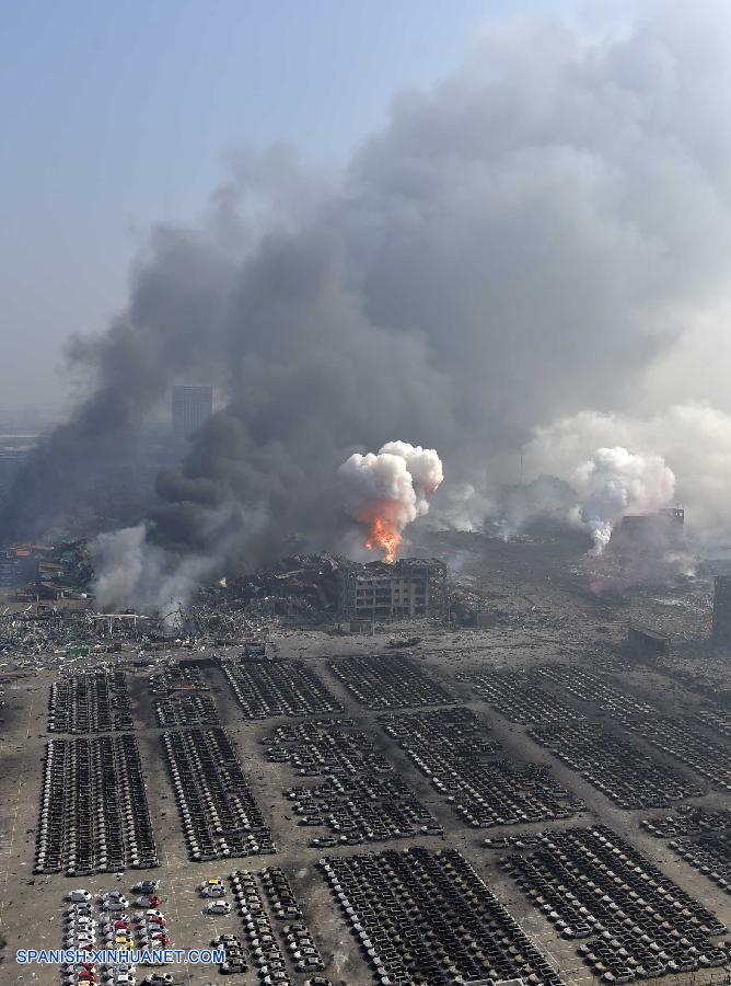 Al menos 44 personas murieron y unas 520 resultaron heridas después de que dos explosiones masivas sacudieran la ciudad portuaria de Tianjin, en el norte de China, la noche del miércoles.