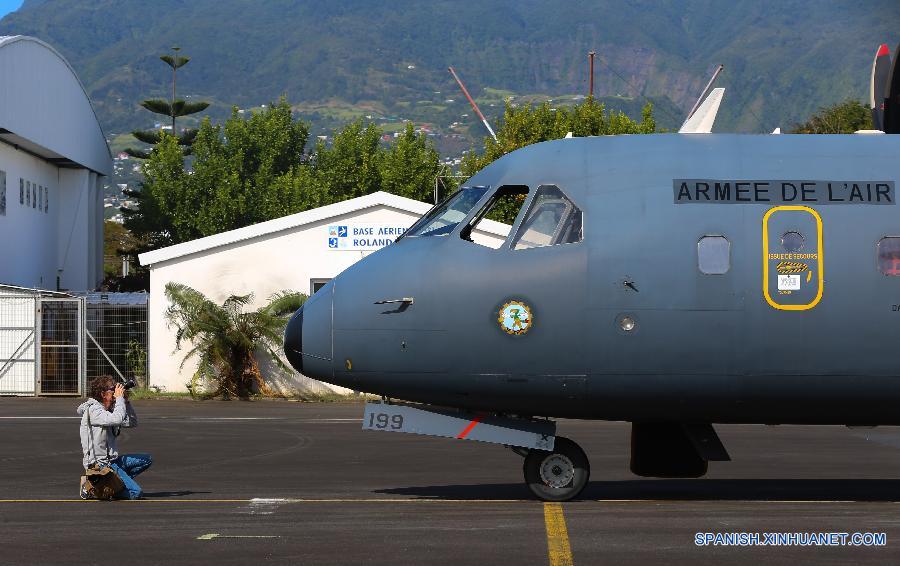 LA REUNION-MH370 DEBRIS-SEARCH