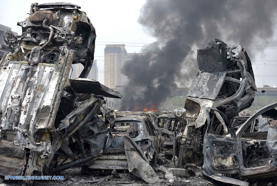 El almacén de la municipalidad norteña china de Tianjin que resultó destruido por una explosión el miércoles por la noche se había incendiado de nuevo.