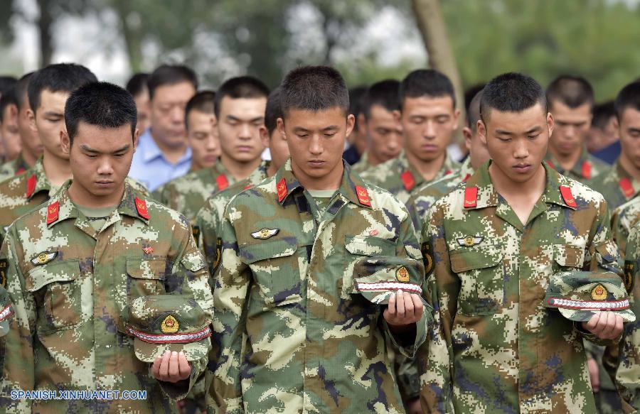 CHINA-TIANJIN-EXPLOSION-MOURNING (CN)