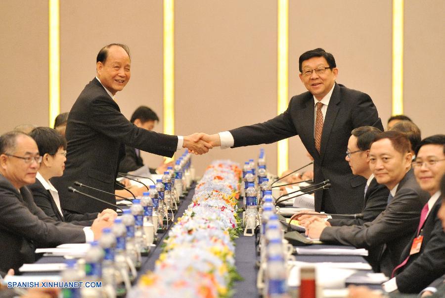 Los negociadores de la Asociación de Relaciones entre Ambos Lados del Estrecho de Taiwan (ARATS, iniciales en inglés) de la parte continental y la Fundación para los Intercambios a través del Estrecho (SEF, iniciales en inglés), con sede en Taiwan, están celebrando su XI ronda de conversaciones hoy martes en la ciudad suroriental de Fuzhou, en el sureste de la parte continental.