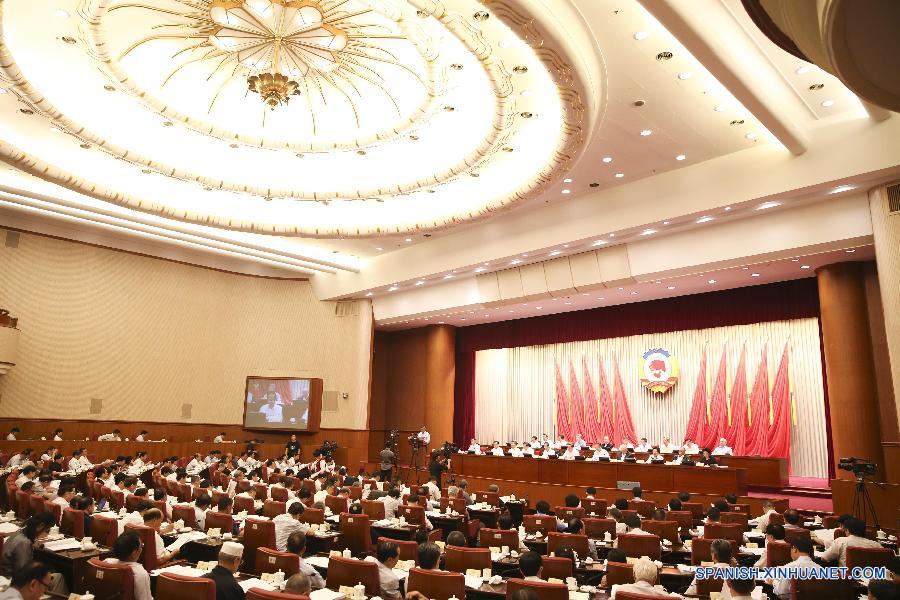 （时政）（2）全国政协十二届常委会第十二次会议举行全体会议