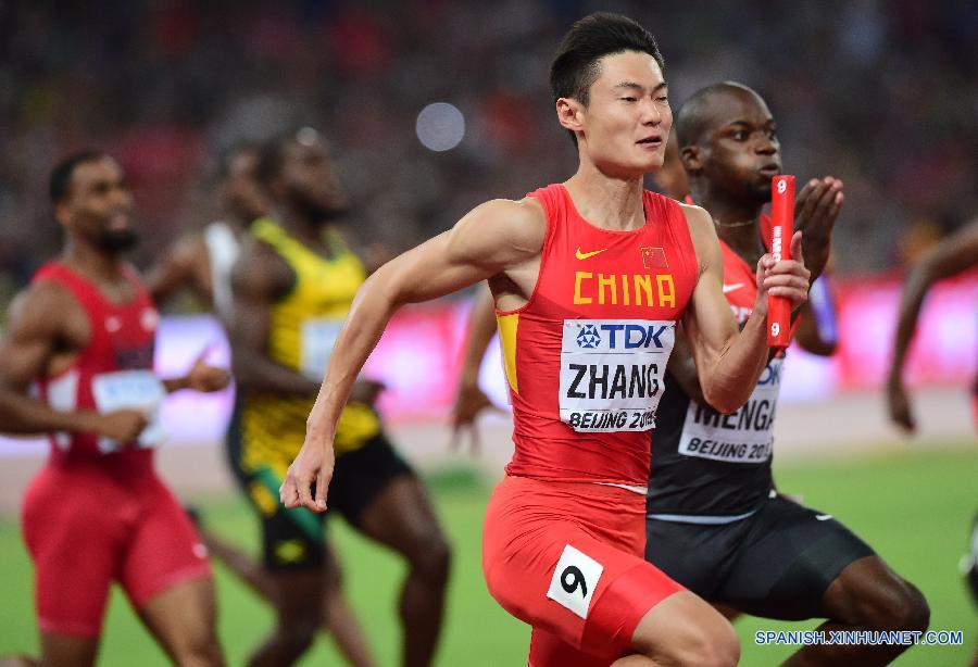 El equipo de relevos varonil chino realizó hoy el milagro cuando ganó una medalla de plata histórica en los 4x100m con un tiempo de 38,01 en el Campeonato Mundial de Atletismo.