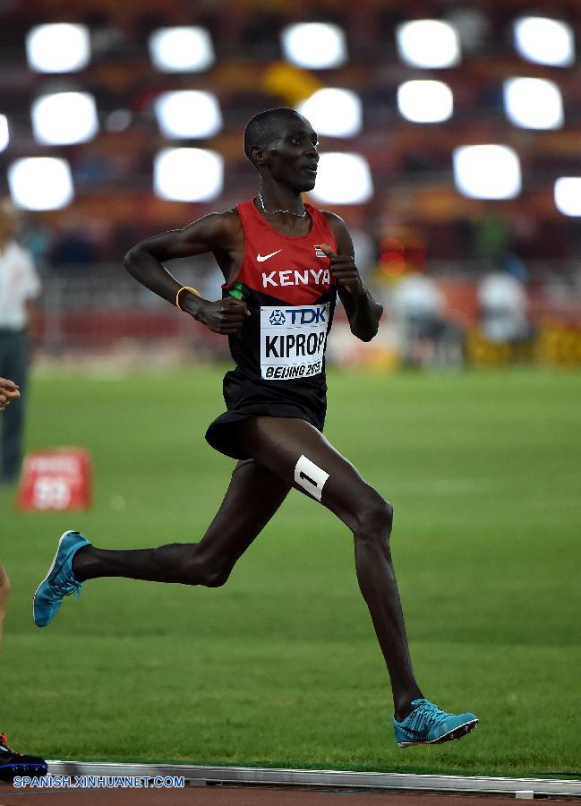 El keniano Asbel Kiprop conquistó hoy domingo la medalla de oro en la final varonil de 1.500 metros en el Campeonato Mundial de Atletismo que se lleva a cabo en Beijing, China.