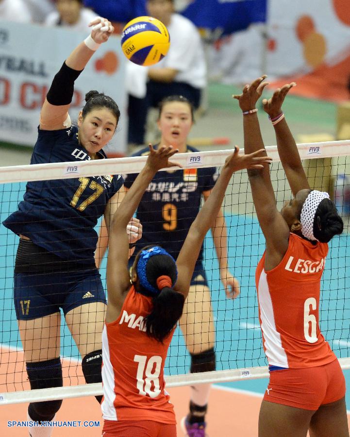 China, campeona asiática, venció a Cuba en sets seguidos hoy en Japón para obtener su quinta victoria en seis partidos en la Copa Mundial femenil de la Federación Internacional de Voleibol (FIVB) 2015.