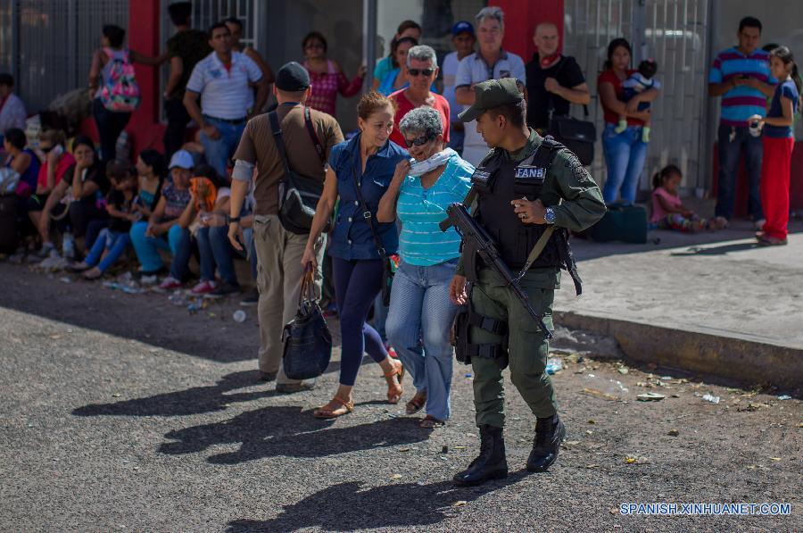 VENEZUELA-SAN ANTONIO DE TACHIRA-COLOMBIA-MILITARY-BORDER