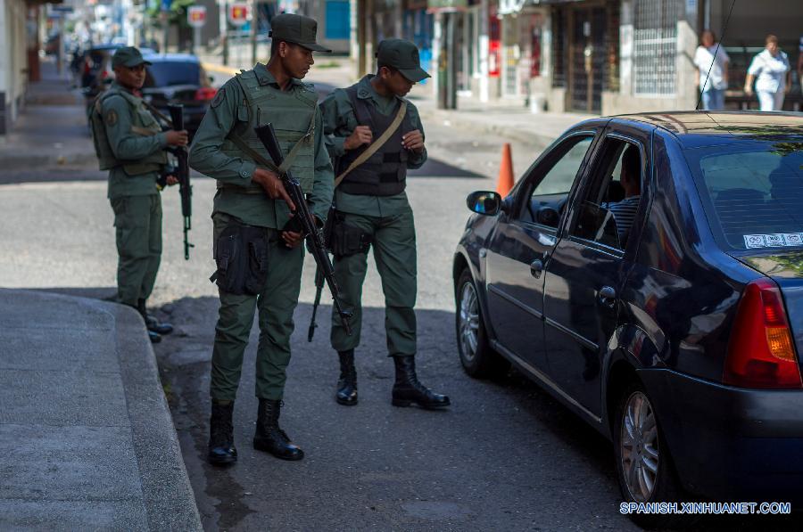 VENEZUELA-SAN ANTONIO DE TACHIRA-COLOMBIA-MILITARY-BORDER