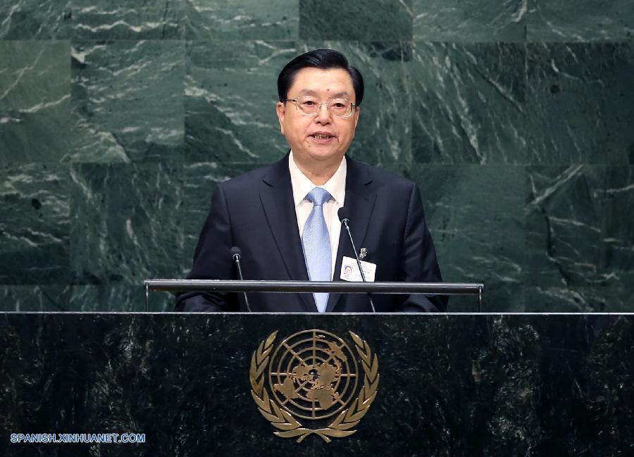 El máximo legislador chino Zhang Dejiang pidió hoy a la comunidad internacional defender la igualdad y fomentar el Estado de derecho durante la Cuarta Conferencia Mundial de Presidentes de Parlamentos realizada en la ONU.