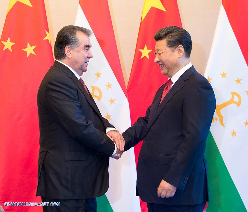 El presidente de China, Xi Jinping, se reunió hoy con el presidente de Tayikistán, Emomali Rahmon, quien se encuentra en Beijing para asistir a los eventos conmemorativos del 70° aniversario del final de la Segunda Guerra Mundial.