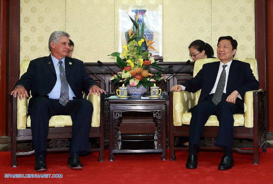  El vicepresidente de China, Li Yuanchao, se reunió hoy con dignatarios extranjeros de Cuba, Nueva Zelanda y del Comité Internacional de la Cruz Roja (CICR).