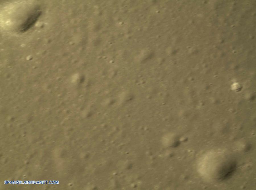 China obtuvo hoy imágenes detalladas del planeado sitio en la Luna donde se espera que alunice y recolecte muestras la futura misión Chang'e-5.