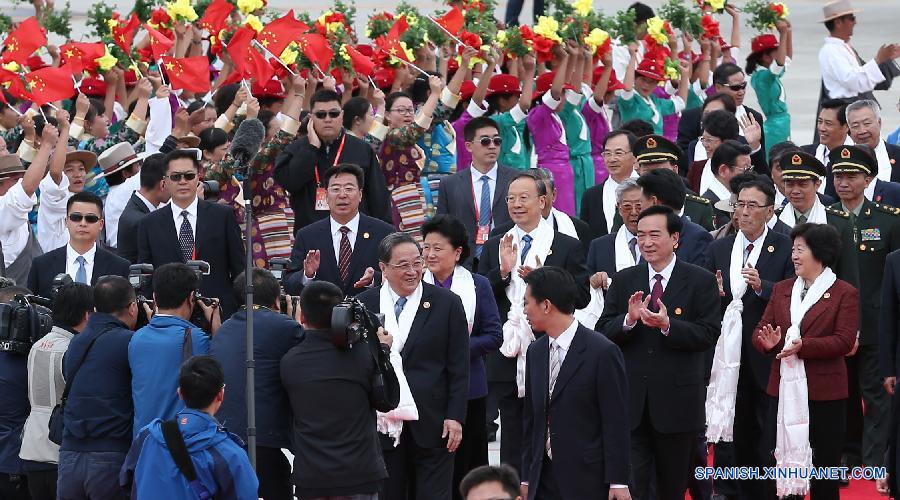 El máximo asesor político de China, Yu Zhengsheng, llegó hoy a Lhasa, capital de la región autónoma del Tíbet, al frente de una delegación del gobierno central, para asistir a las festividades por el 50° aniversario de la fundación de la región.