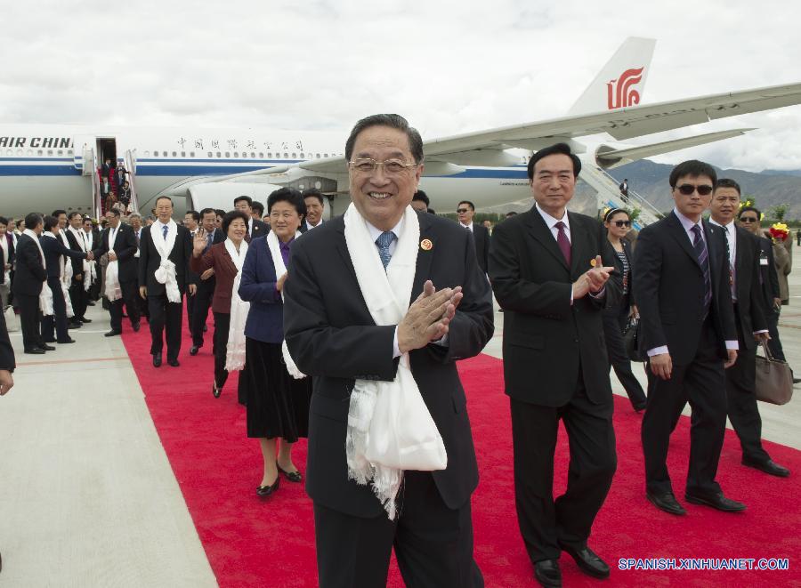 El máximo asesor político de China, Yu Zhengsheng, llegó hoy a Lhasa, capital de la región autónoma del Tíbet, al frente de una delegación del gobierno central, para asistir a las festividades por el 50° aniversario de la fundación de la región.