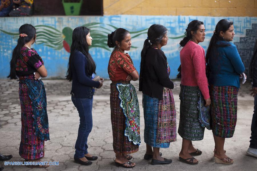 Concluyeron esta tarde las elecciones generales de Guatemala, en donde un total de cuatro millones de guatemaltecos ejercieron su derecho a voto, de acuerdo con los datos preliminares emitidos por el Tribunal Supremo Electoral.