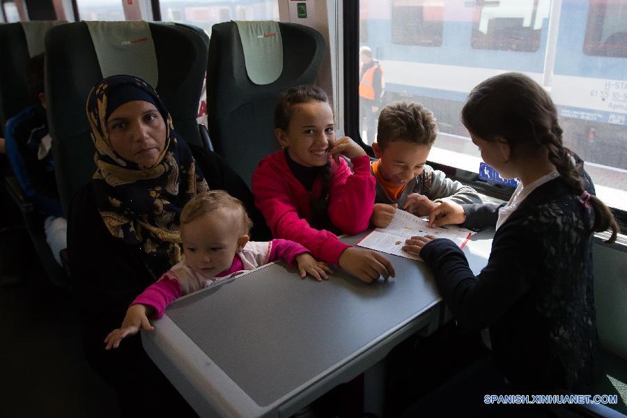 （国际）（3）奥匈边境：大量难民前往德国