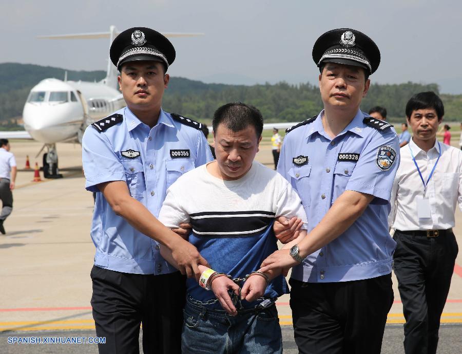 Yang Jinjun, un ciudadano chino sospechoso de corrupción durante los últimos 14 años, ha sido repatriado desde Estados Unidos a China.