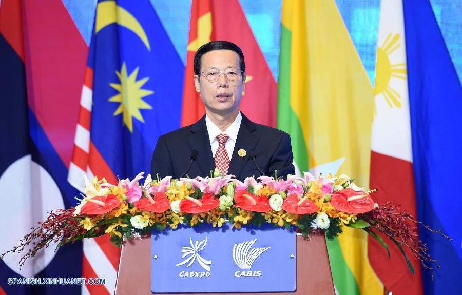 El viceprimer ministro chino Zhang Gaoli dijo hoy viernes que China acelerará la cooperación en capacidad de producción con la Asociación de Naciones del Sudeste Asiático (ASEAN, por sus siglas en inglés).