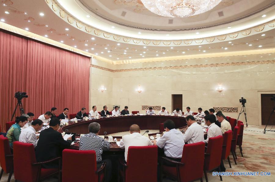 （XHDW）俞正声主持召开全国政协双周协商座谈会