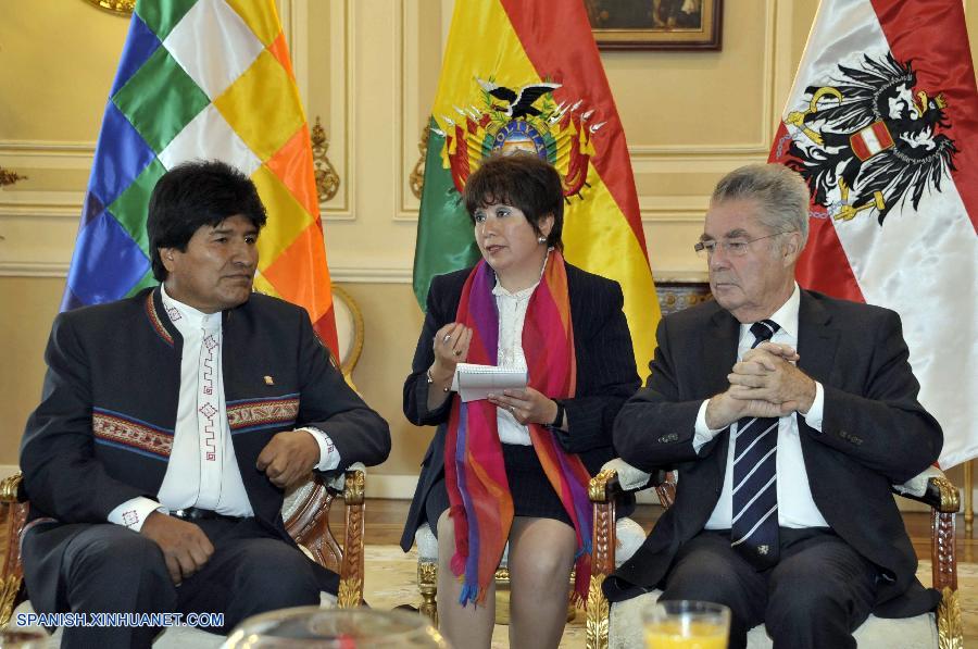 El presidente boliviano Evo Morales agradeció hoy a su colega de Austria, Heinz Fischer, por permitir un aterrizaje de emergencia del avión presidencial boliviano luego de que Portugal, España, Italia y Francia le cerraron su espacio aéreo en julio de 2013.
