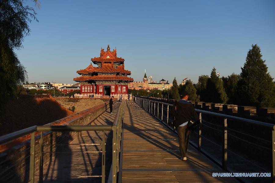 El Museo del Palacio, conocido también como la Ciudad Prohibida, ubicada en el corazón de Beijing, capital de China, celebrará mañana sábado el 90º aniversario como museo público y anunció que abrirá más áreas y expondrá más tesoros al público.