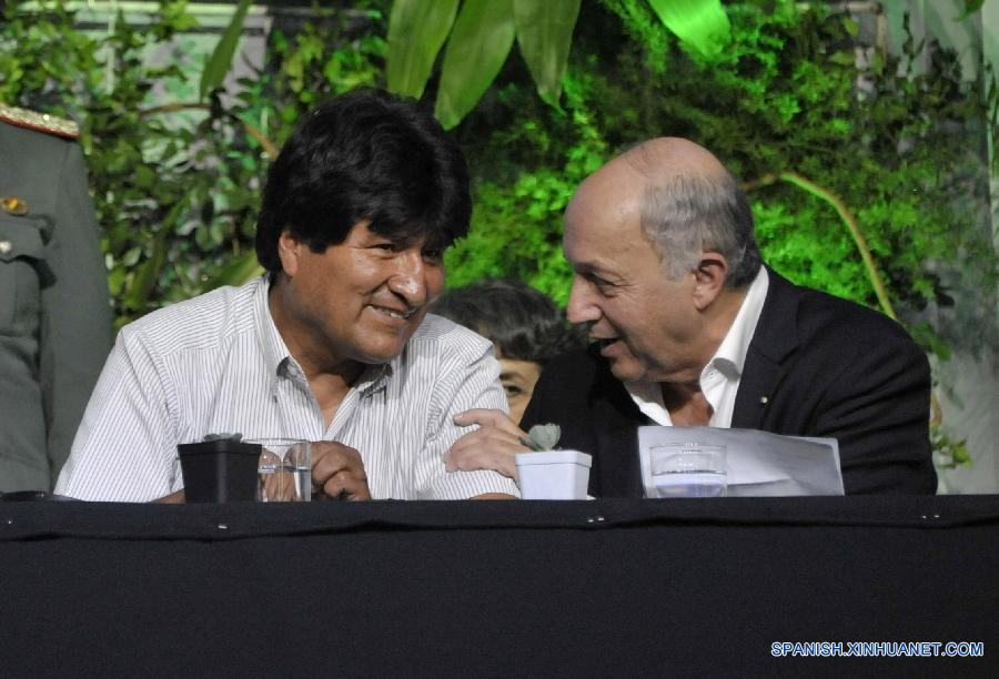 El presidente boliviano Evo Morales inauguró hoy la II Conferencia Mundial de los Pueblos Sobre Cambio Climático y Defensa de la Vida, con la convocatoria a construir un gran movimiento mundial para salvar al planeta.