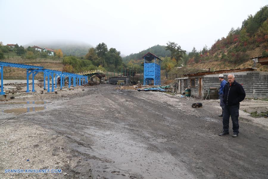 Cuatro mineros murieron y otros dos resultaron heridos la mañana de este martes en un accidente ocurrido en una mina de carbón en el poblado de Kakanj, en la región central de Bosnia-Herzegovina, informaron funcionarios locales.