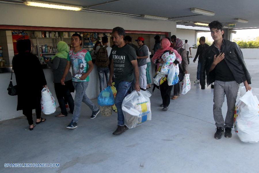 Mientras oleadas de refugiados procedentes de Siria abruman al continente europeo, la Revolución de Colores apoyada por Occidente, que ha generado guerras y conflictos sin fin en Medio Oriente en los últimos años, ahora es objeto de críticas generalizadas.