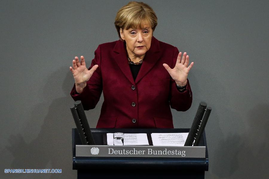 La canciller alemana, Angela Merkel, aseguró el jueves que los campos de recepción de refugiados en las fronteras exteriores de la Unión Europea (UE) estarán plenamente operativos hasta el fin de noviembre.