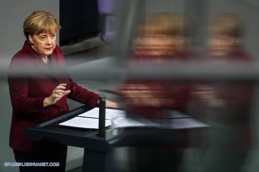 La canciller alemana, Angela Merkel, aseguró el jueves que los campos de recepción de refugiados en las fronteras exteriores de la Unión Europea (UE) estarán plenamente operativos hasta el fin de noviembre.