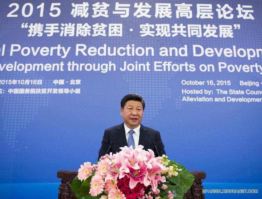 La dura batalla de China contra la pobreza no sólo ha beneficiado a su propio desarrollo, sino también ha sido una bendición importante globalmente al reducir la población global empobrecida y ayudando a las regiones menos desarrolladas y ofreciendo una experiencia útil para otros países. La dura batalla de China contra la pobreza no sólo ha beneficiado a su propio desarrollo, sino también ha sido una bendición importante globalmente al reducir la población global empobrecida y ayudando a las regiones menos desarrolladas y ofreciendo una experiencia útil para otros países.