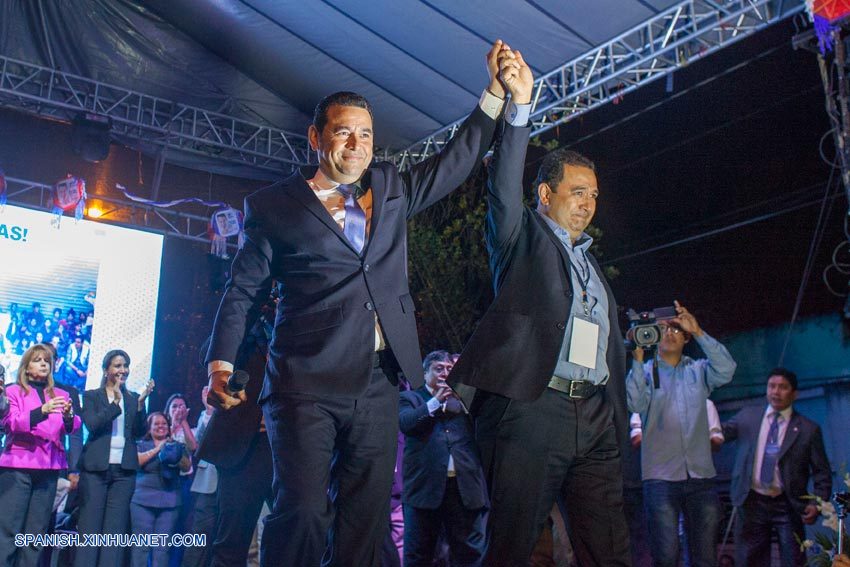 El presidente de Venezuela, Nicolás Maduro, felicitó a su homólogo recién electo de Guatemala, Jimmy Morales, tras las elecciones vividas en esta nación centroamericana el pasado domingo.
