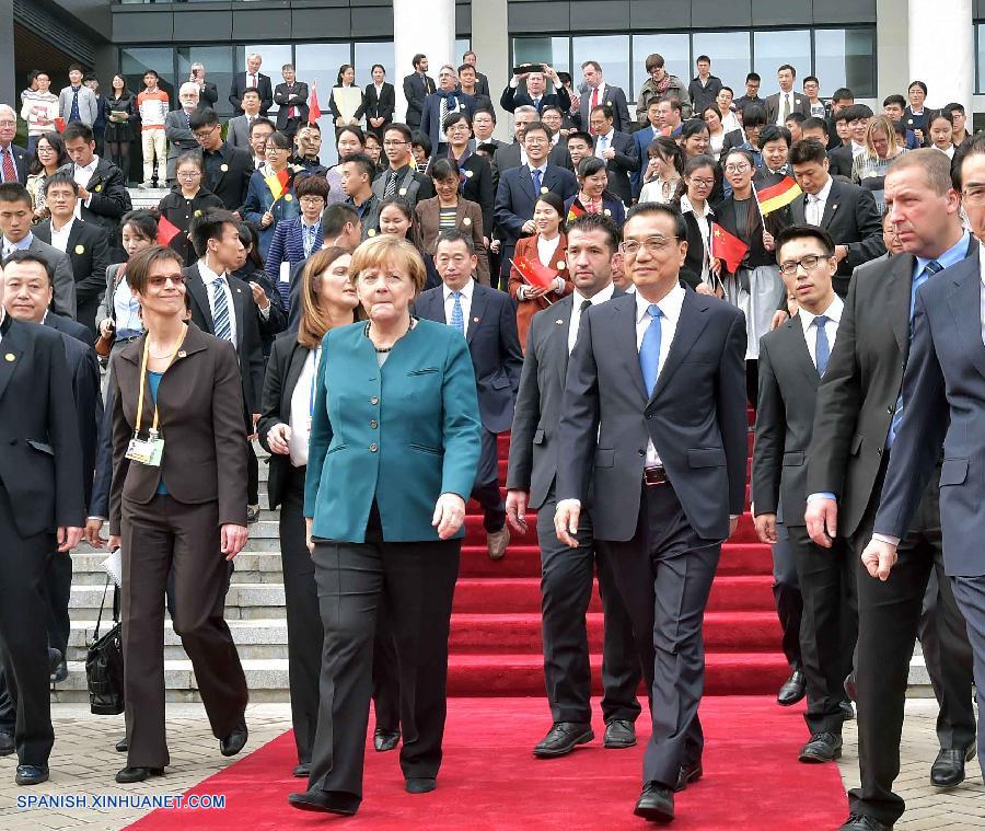 El primer ministro chino, Li Keqiang, y la canciller alemana, Angela Merkel, visitaron hoy viernes Hefei, capital de la provincia oriental china de Anhui, tierra natal de Li.