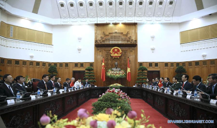 （XHDW）（2）习近平同越南总理阮晋勇举行会谈