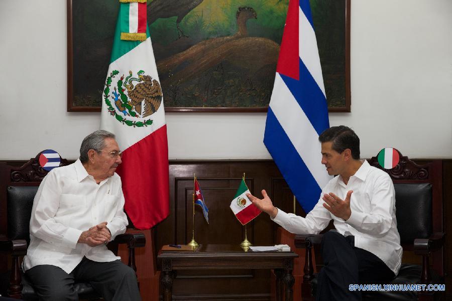 MEXICO-CUBA-POLITICS-CASTRO-VISIT
