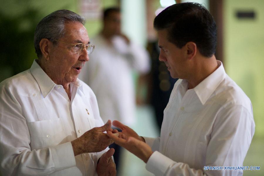 MEXICO-CUBA-POLITICS-CASTRO-VISIT