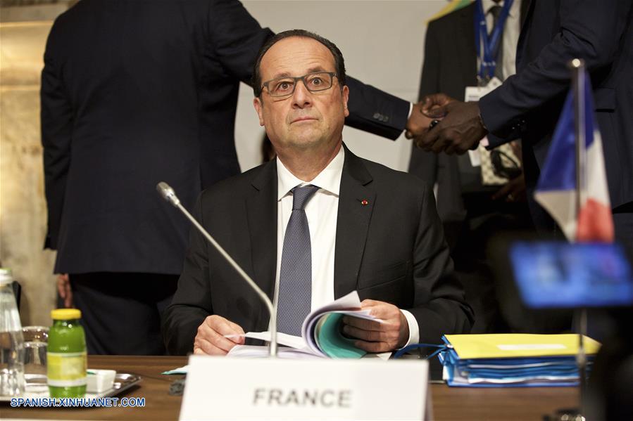 El presidente de la Comisi&oacute;n Europea, Jean-Claude Juncker, anunci&oacute; un fideicomiso de emergencia para ofrecer estabilidad y abordar las causas ra&iacute;z de la migraci&oacute;n irregular y del desplazamiento de personas en &Aacute;frica.