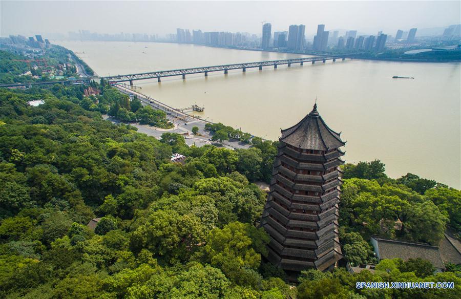CHINA-HANGZHOU-CITY VIEW (CN)