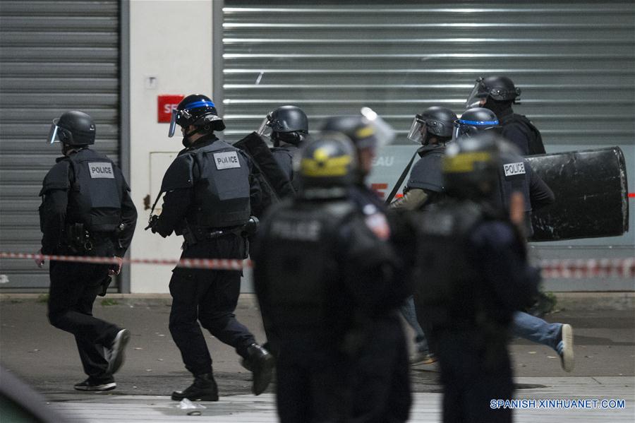 FRANCE-PARIS-SUBURB-POLICE RAID